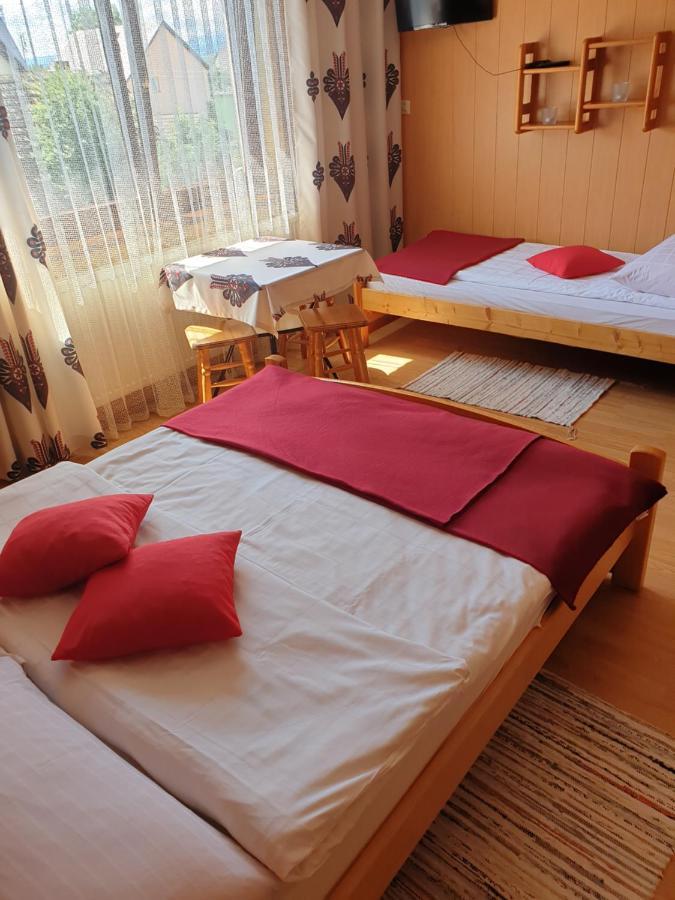 Familiowka Villa Mizerna Bagian luar foto