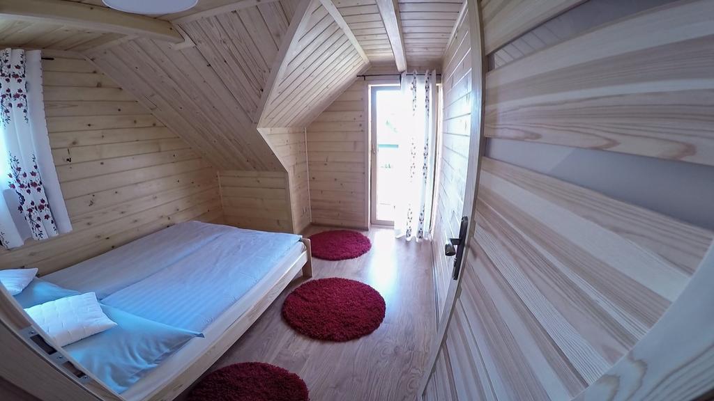 Familiowka Villa Mizerna Bagian luar foto