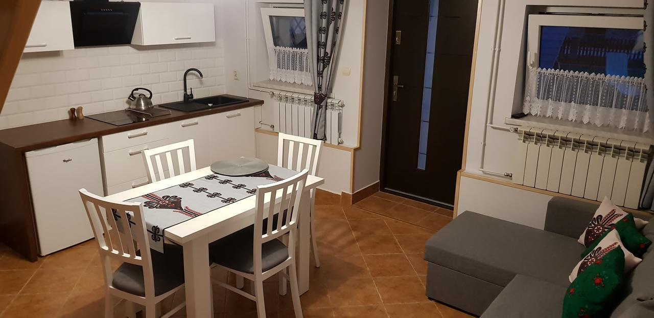 Familiowka Villa Mizerna Bagian luar foto