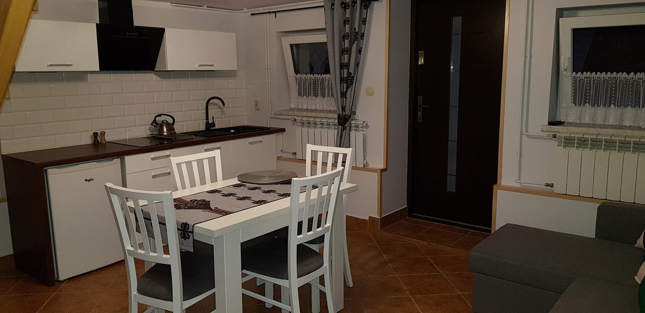Familiowka Villa Mizerna Bagian luar foto