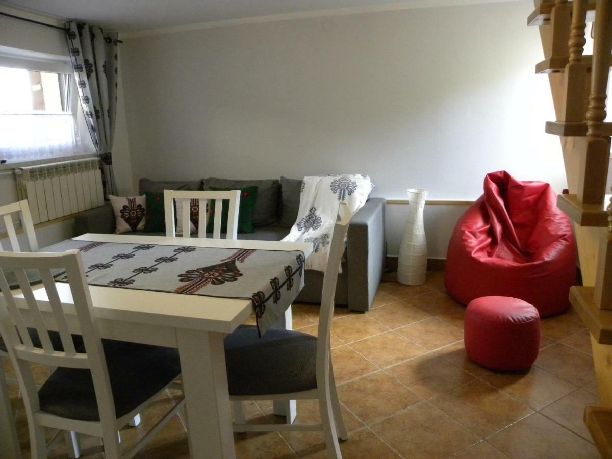 Familiowka Villa Mizerna Bagian luar foto