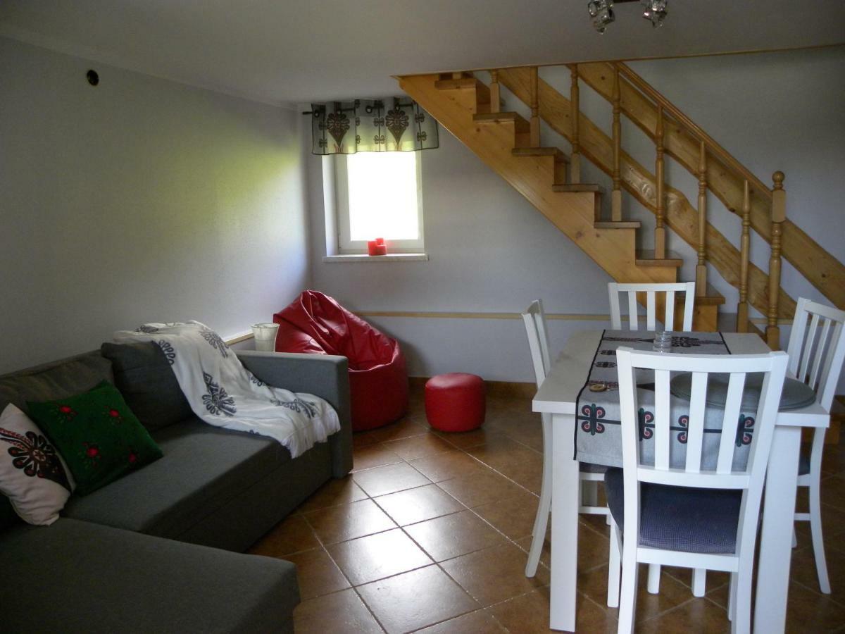 Familiowka Villa Mizerna Bagian luar foto
