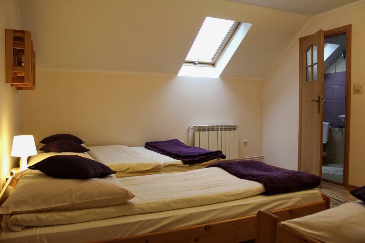 Familiowka Villa Mizerna Bagian luar foto